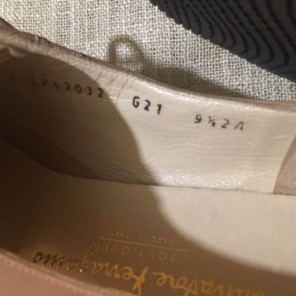 Shoes - Picture 4 of 5